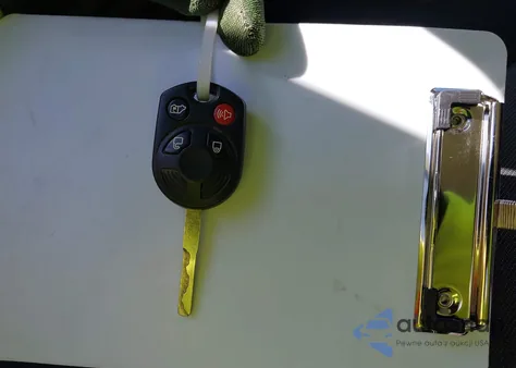 2016 Ford Transit-150 из США, поврежденный, VIN 1FTYE1YM2GKB35447